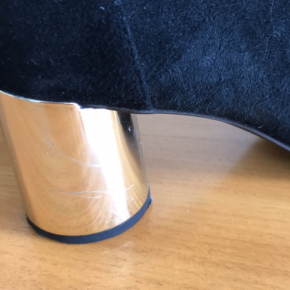 Suede boots - Picture 6 of 8